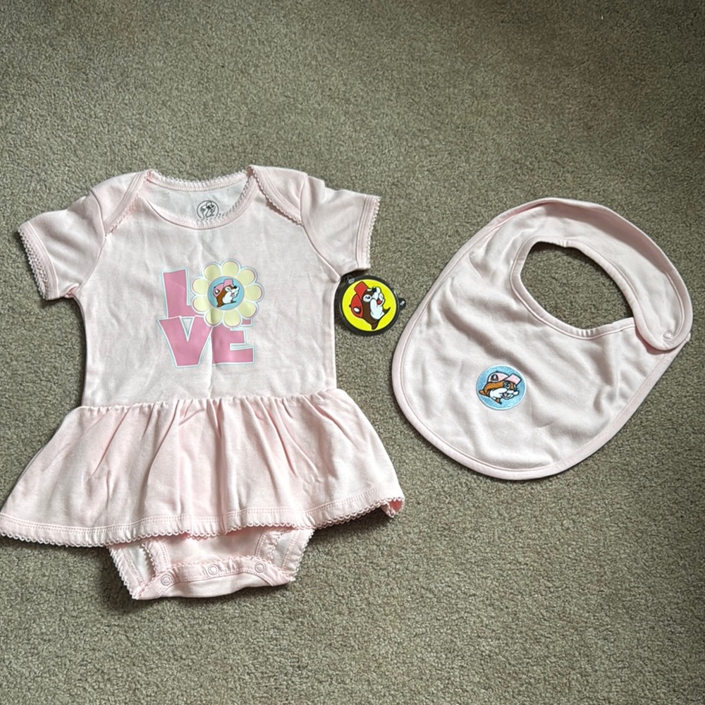 Pink Buc-cee’s Baby Romper and Bib Set